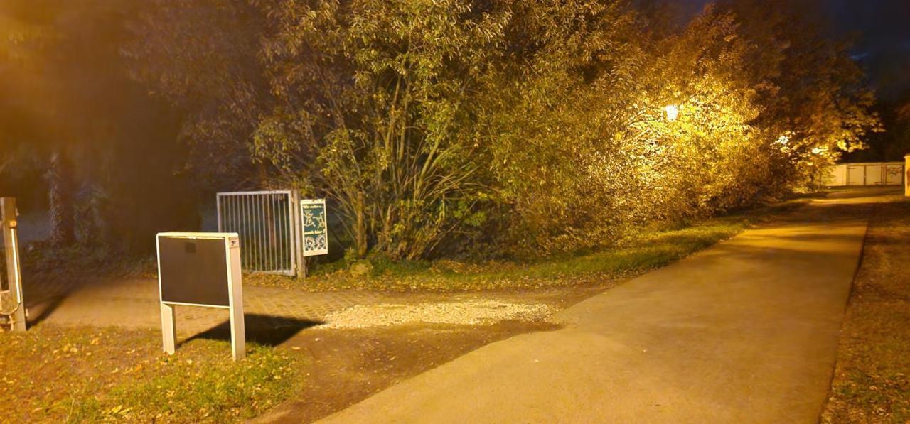Darkwolf House Apartman Merseburg Kültér fotó